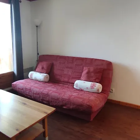 Calme A Besse, 5 Pers, Parking Et Piscine - Fr-1-814-173 Apartman *