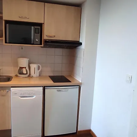 Apartman Calme A Besse, 5 Pers, Parking Et Piscine - Fr-1-814-173 Super Besse