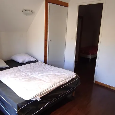 Calme à Besse, 5 Pers, Parking Et Piscine - Fr-1-814-173 Appartamento Super Besse