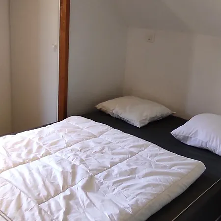 Appartamento Calme à Besse, 5 Pers, Parking Et Piscine - Fr-1-814-173 Super Besse