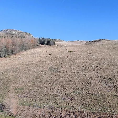 Calme à Besse, 5 Pers, Parking Et Piscine - Fr-1-814-173 Appartamento Super Besse